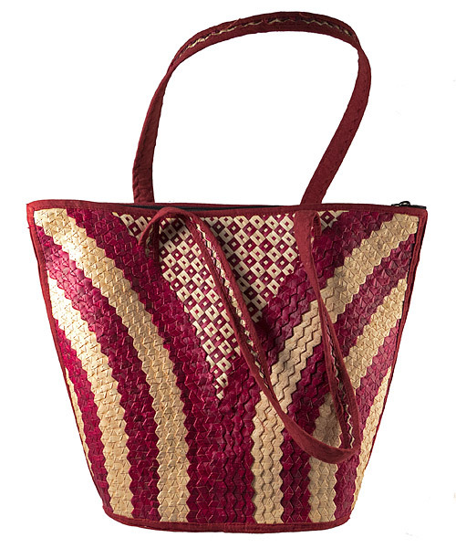 Woven bag V design