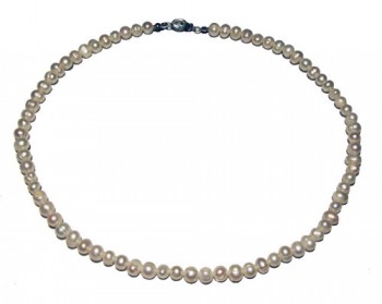 Necklace Pearl