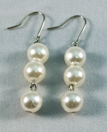 Earrings beads pearl